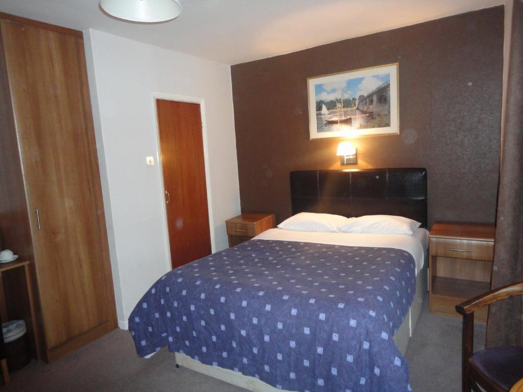 Warwick Lodge Kingston upon Thames  Zimmer foto